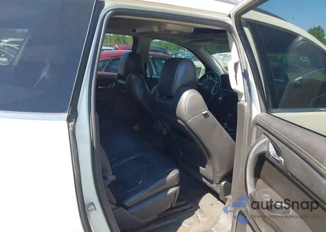 2015 Chevrolet Traverse 2Lt from USA, damaged, VIN 1GNKRHKD1FJ158676